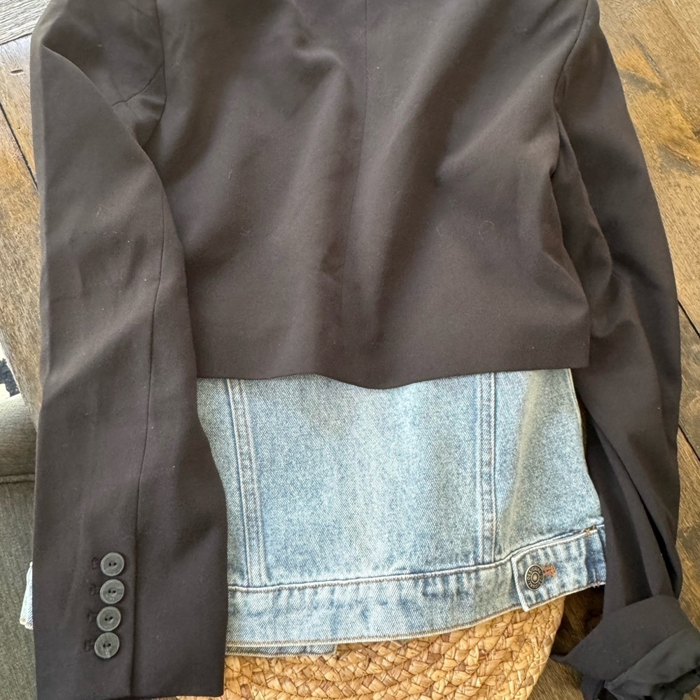 Desigual NWOT size small
Women's Combined blazer - Picture 8 of 9